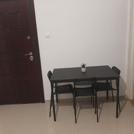 Ferienwohnung Modern Apartmen In Athina Athen Exterior foto
