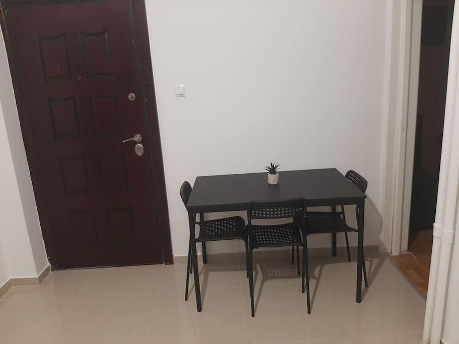 Ferienwohnung Modern Apartmen In Athina Athen Exterior foto