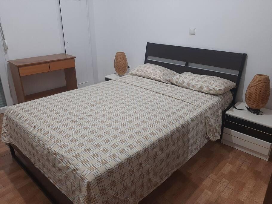 Ferienwohnung Modern Apartmen In Athina Athen Exterior foto